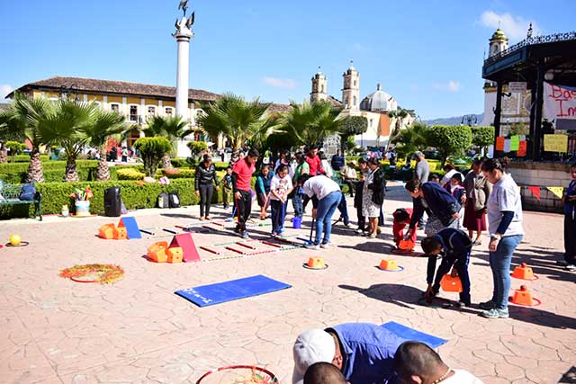 Conmemoran semana de la discapacidad en Zacapoaxtla