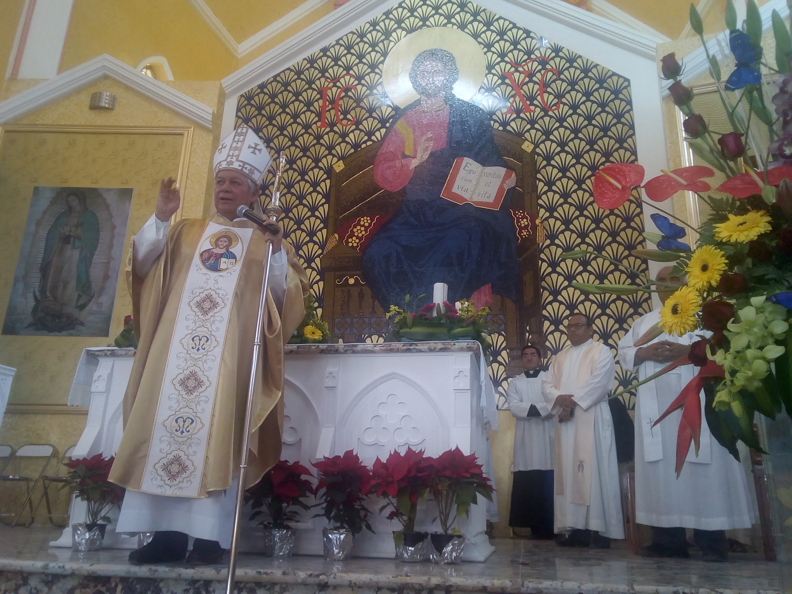 Consagra arzobispo iglesia guadalupana en Buena Vista