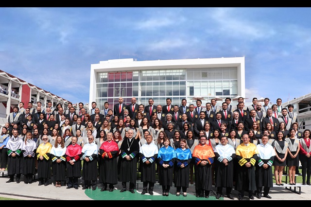 Llama rector de la UPAEP a dejar el individualismo y confort