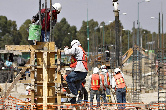 Cae valor de producción en el sector de la construcción en Puebla