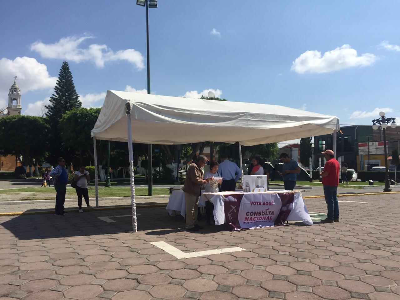 Poblanos pidieron cancelación del NAICM en Texcoco