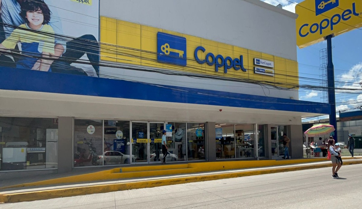 Amantes de lo ajeno le pegan al Coppel de 4 Caminos en Cuautlancingo