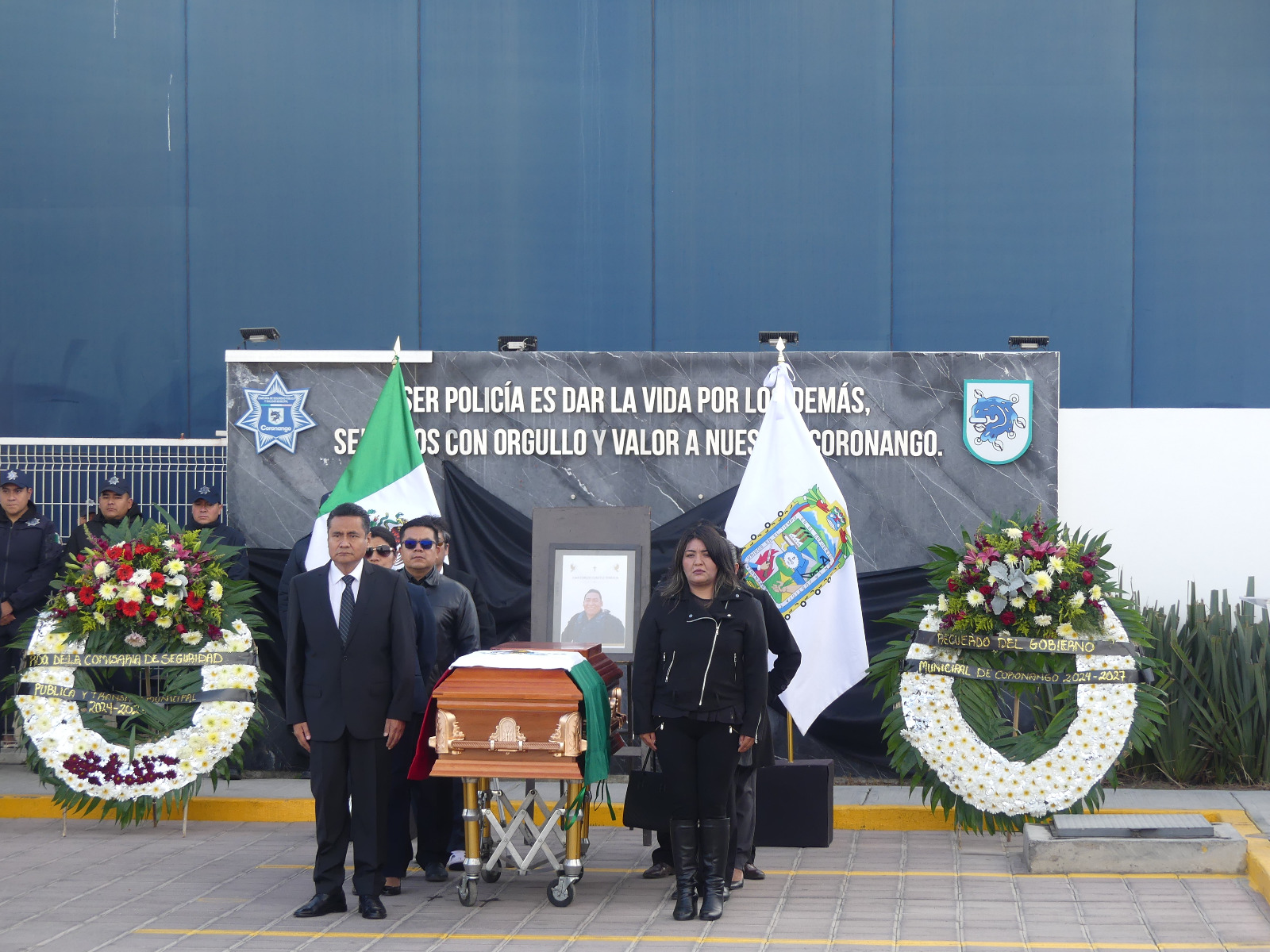 Tras la muerte del oficial Juan Carlos Cuautle, en Coronango autoridades lo homenajean