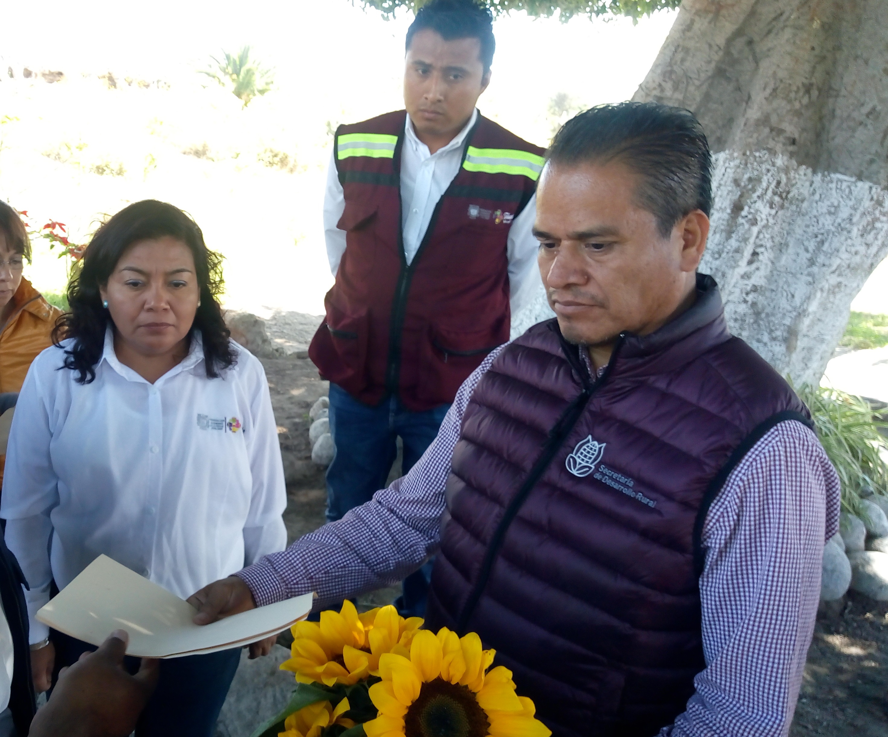 Alistan corredor de flores en Tehuacán