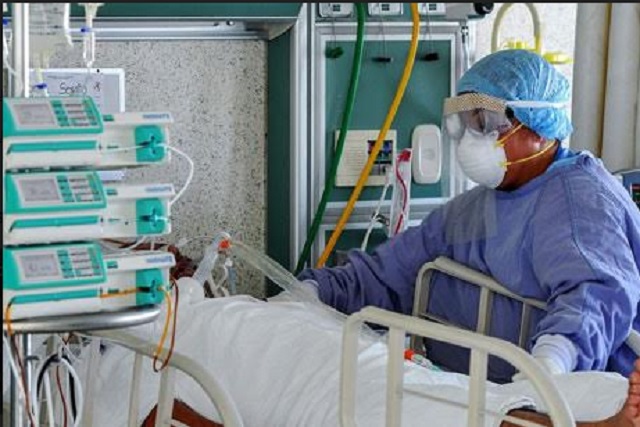 Conservarán su plaza 1,650 trabajadores de la salud en Puebla tras pandemia 