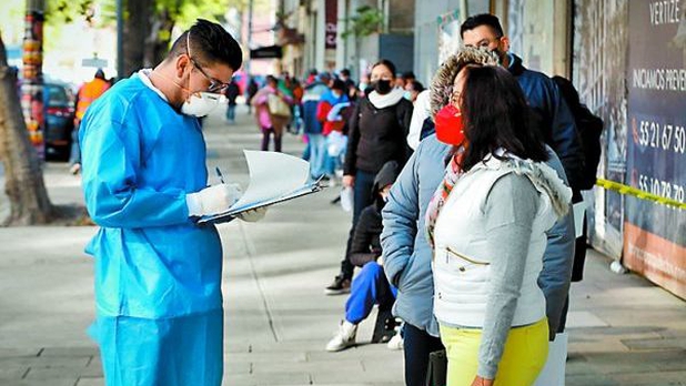 VIDEO Puebla, a un paso de los 5 mil casos activos de covid