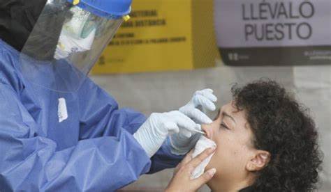 México acumuló más de 50 mil contagios de Covid-19 en 24 horas 