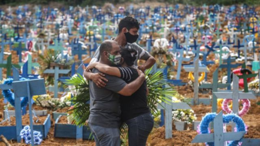 Entre 13,3 y 16,6 millones muertes por covid-19 en dos años