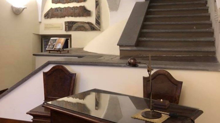 La Sala de las Lágrimas, donde el cardenal se convierte en Papa