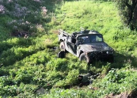 Familiares de militar muerto en volcadura, acusan a la Sedena de abandono 