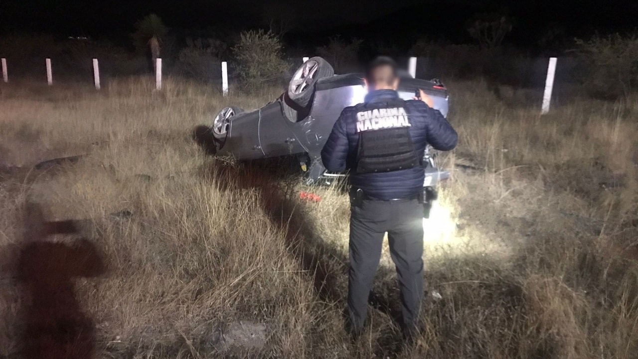 Volcadura en la Cuacnopalan-Oaxaca deja un muerto y una persona lesionada 