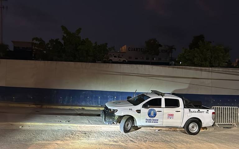 Arrojan explosivos al cuartel de la Policía Estatal en Acapulco
