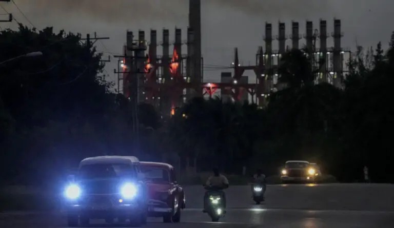 Restablece Cuba sistema eléctrico nacional tras nuevo apagón