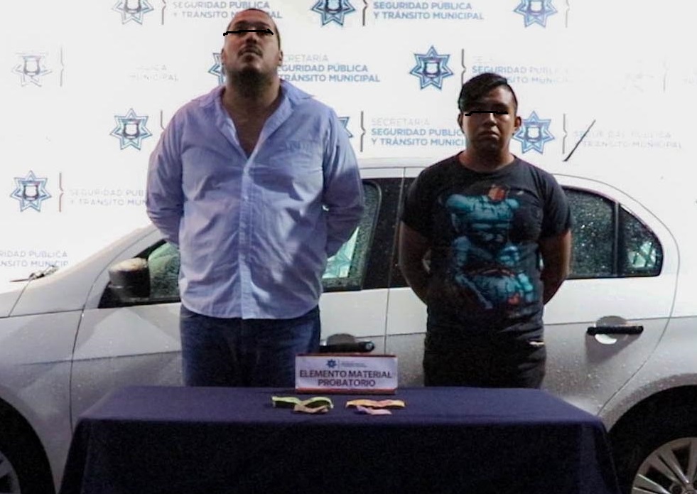 Geovanni y Juan asaltaban cuentahabientes en Puebla