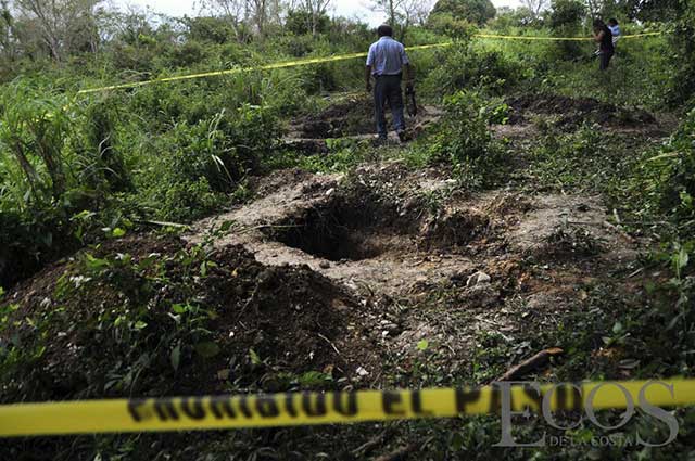 Encuentra 5 cuerpos en fosa clandestina en Acapulco