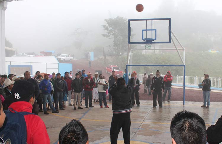Con inversión de 5 mdp, inauguran Unidad Deportiva en Cuetzalan