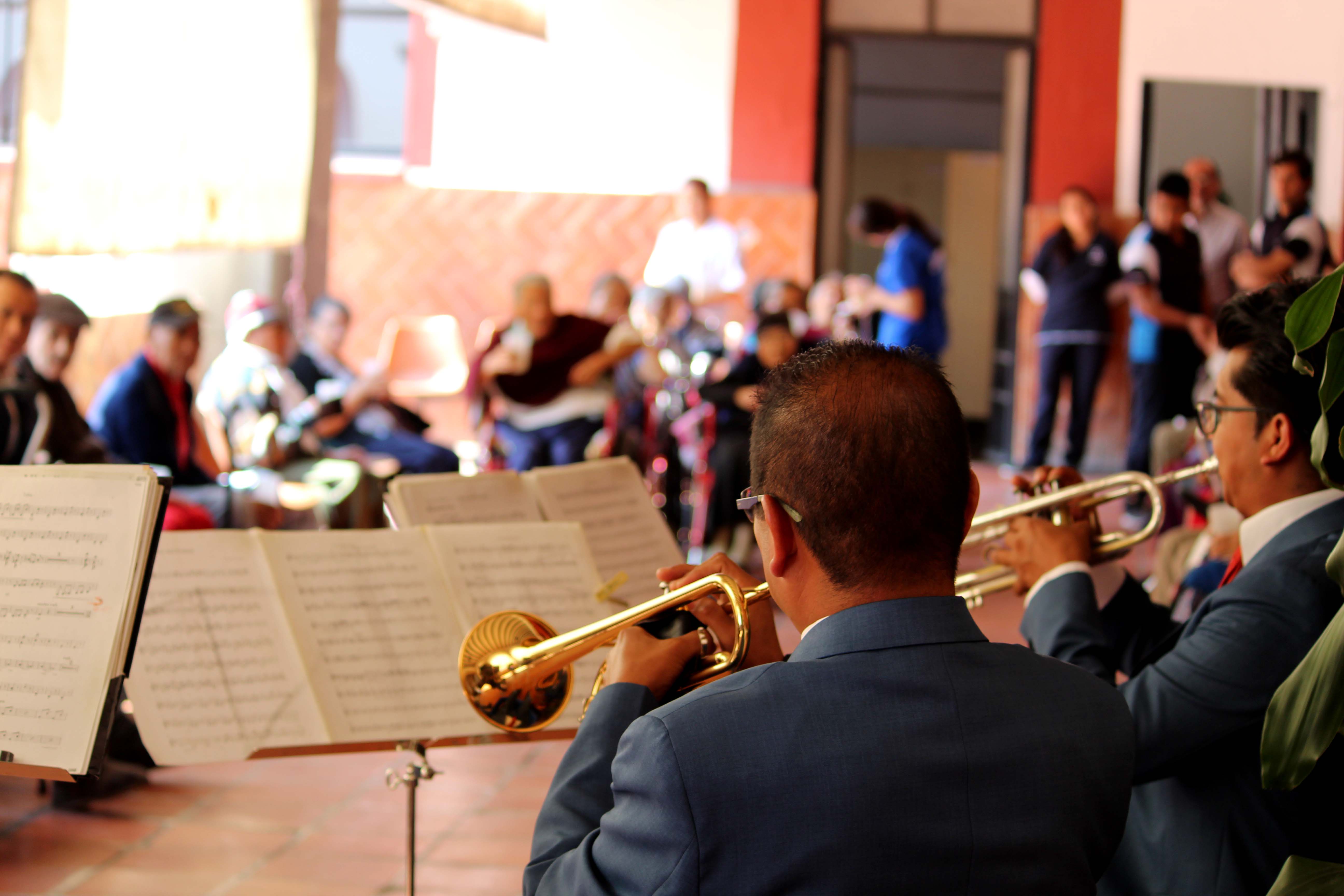 Promueven jornadas culturales en asilos y hospitales de la capital poblana