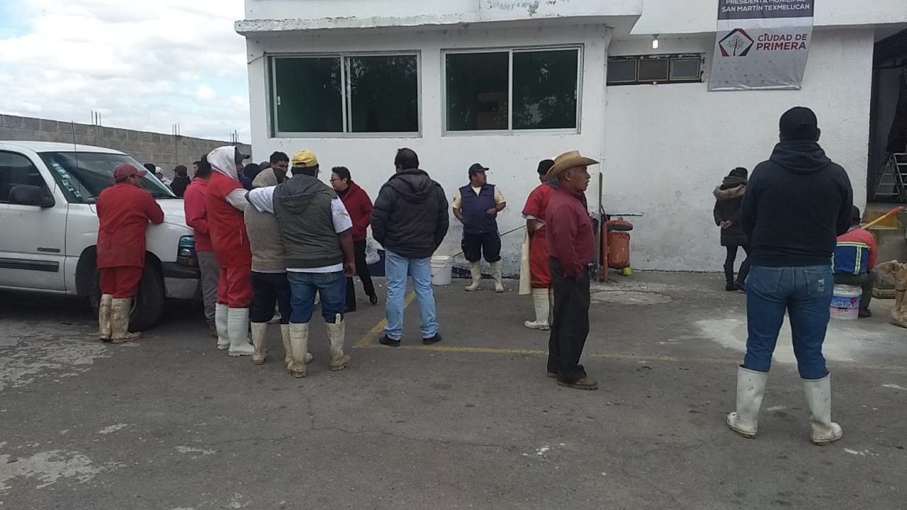 Nuevo paro de labores en el rastro de Texmelucan por despidos