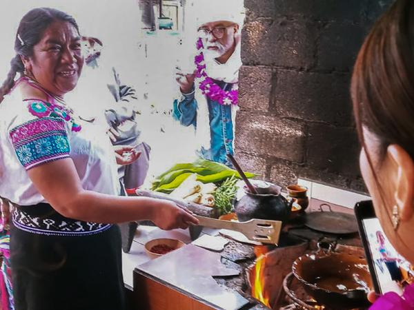 Promueve Turismo rescate y difusión de la cocina tradicional poblana