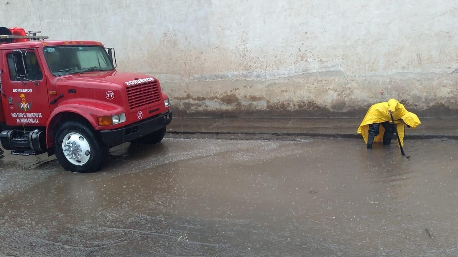 VIDEO Lluvia de este miércoles deja inundaciones en San Pedro Cholula