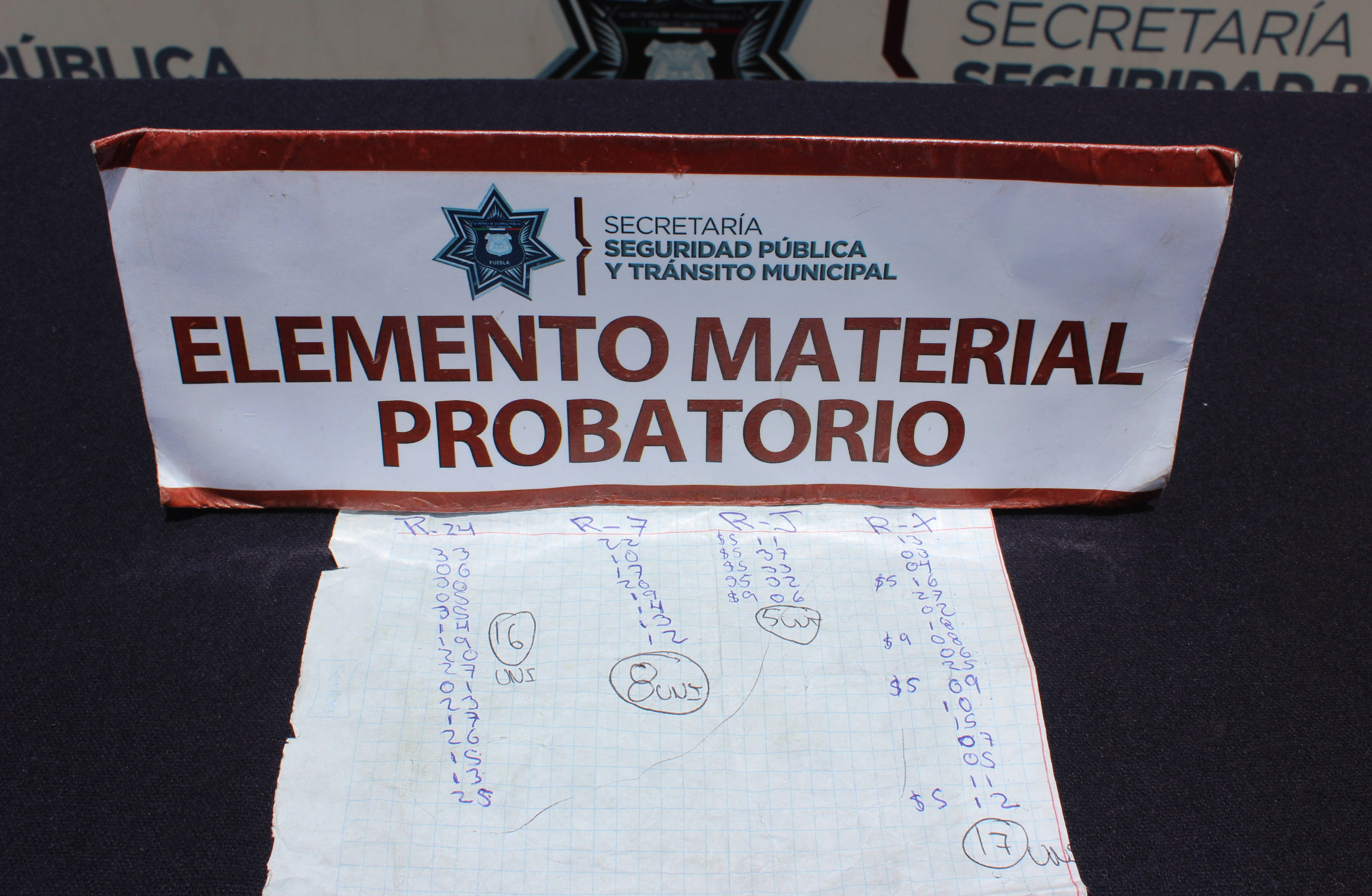 Les piden dinero a conductores  para no asaltarlos