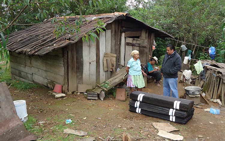 Sube a 60 el número de familias afectadas por Ingrid en Zacapoaxtla