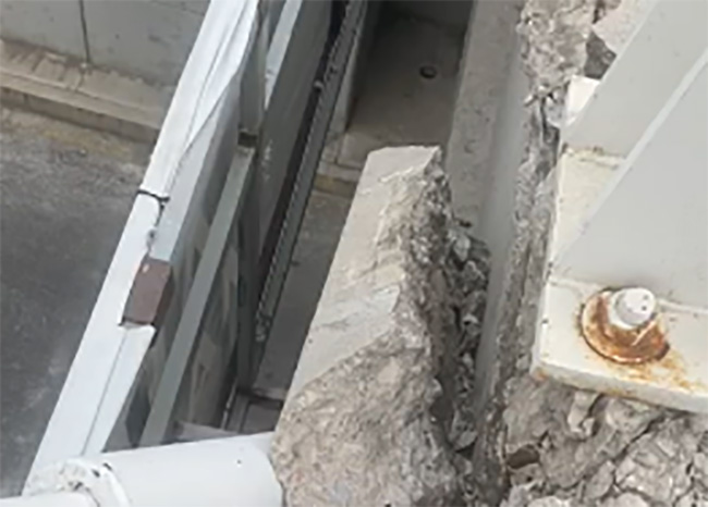 VIDEO Sismo daña puente en la Atlixcáyotl, a la altura de Chedrahui, en Puebla