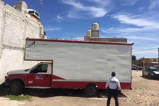 Decomisan 4 vehículos huachicoleros en Texmelucan