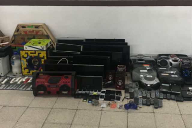 Decomisan droga, armas y electrodomésticos en el CERESO de San Pedro Cholula