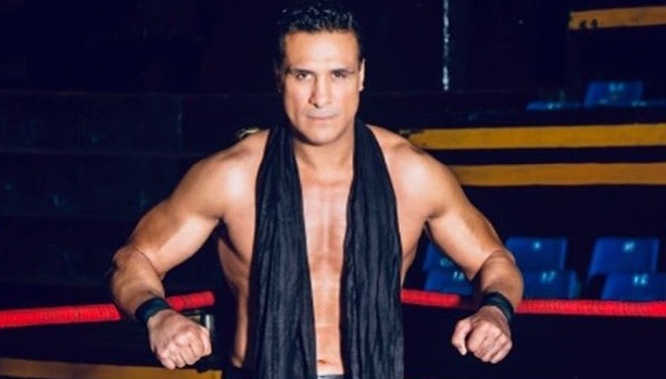 Acusan de violación y secuestro al luchador mexicano Alberto del Río