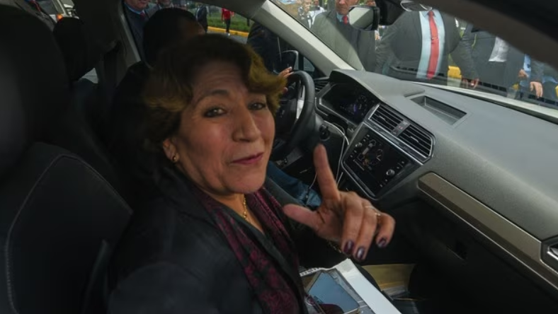 En Edomex se rompe el techo de cristal al tener a la primera gobernadora, la maestra Delfina Gómez