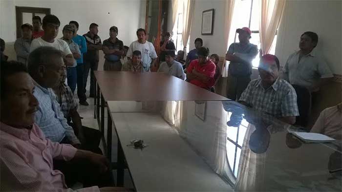 Denuncian extorsiones de la Policía Municipal de Coxcatlán