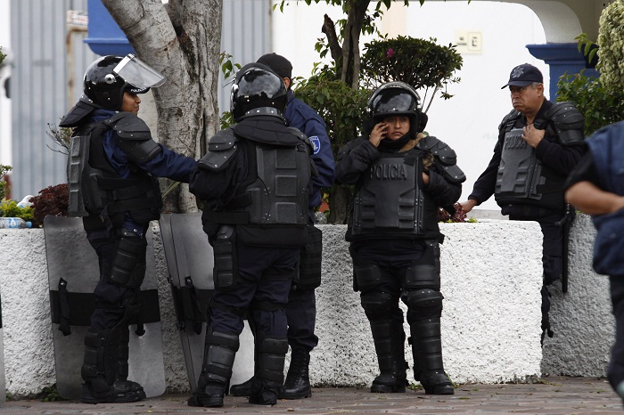 Con operativo policial recuperan presidencia de San Andrés