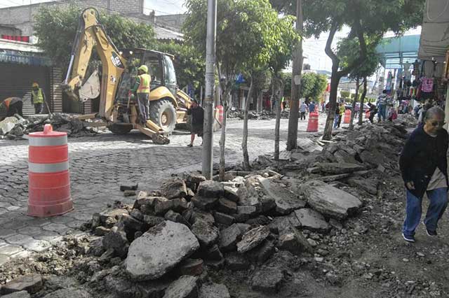 Desalojan a comerciantes de Tehuacán que se reusaban a dejar las calles