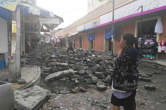 Desalojan a comerciantes de Tehuacán que se reusaban a dejar las calles