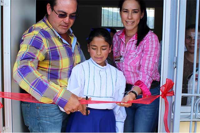 Inauguran desayunador escolar en telesecundaria y bachillerato de Zacapoaxtla
