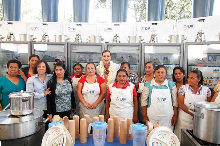 Entregan 36 desayunadores escolares en región de Tochimilco