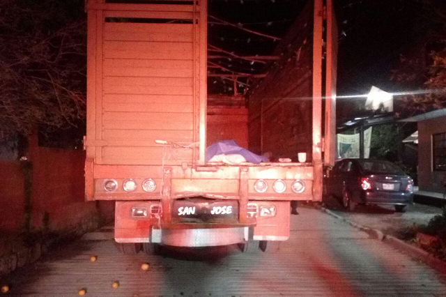 Descarga eléctrica mata a un hombre en Xicotepec
