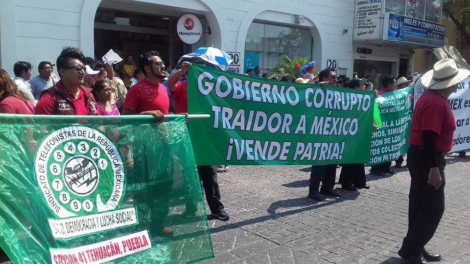 Critican política económica del gobierno en Día del Trabajo en Tehuacán