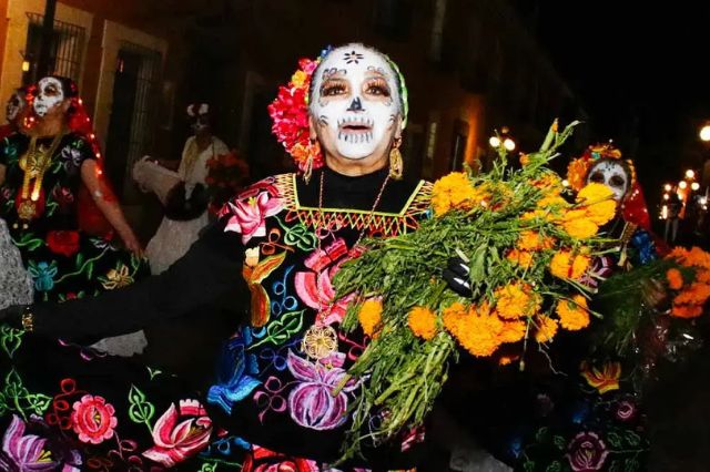 Todo lo que necesitas saber sobre el Desfile de Día de Muertos