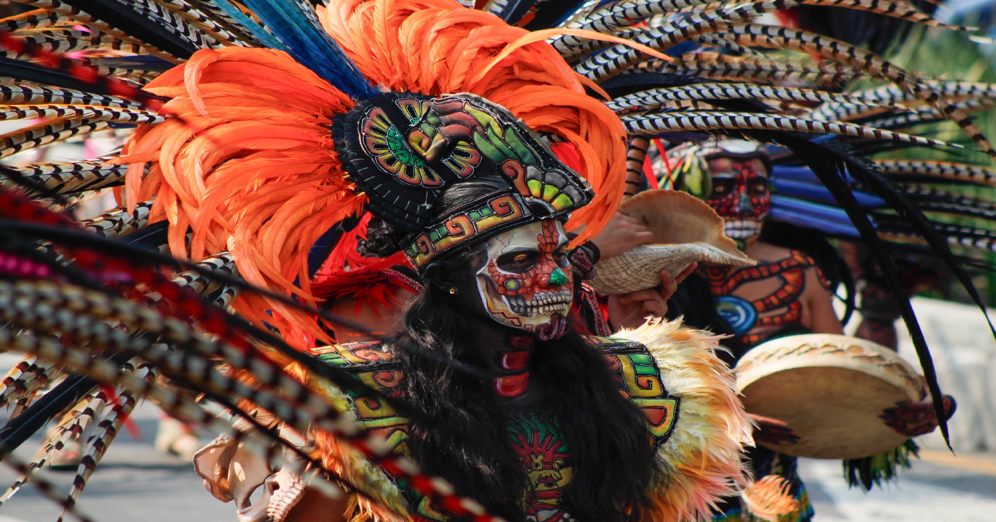 Desfile de Día de Muertos cautiva a miles en la CDMX