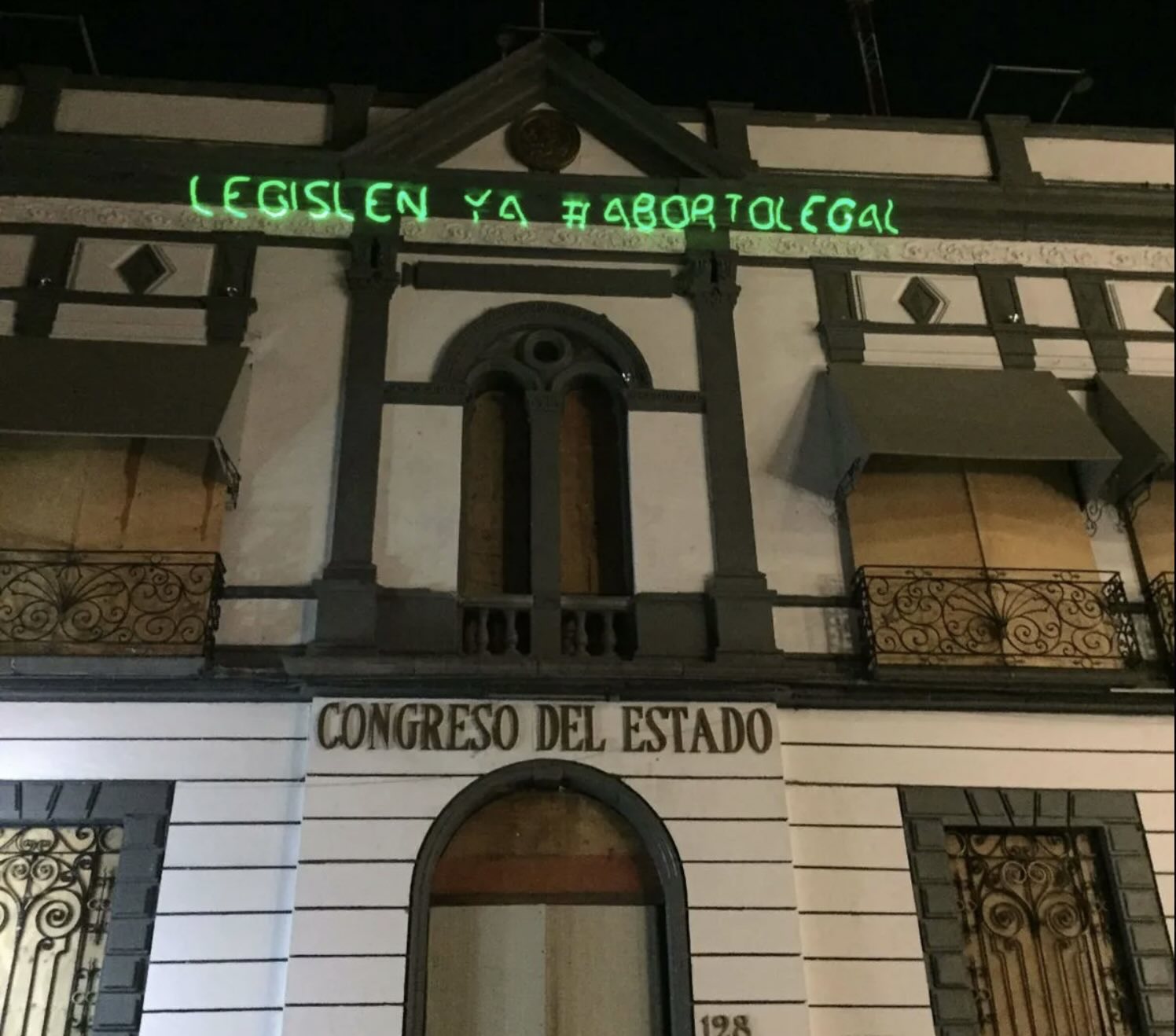 Despenalizar el aborto en Puebla, a debate en el Congreso