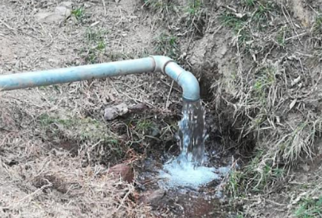 Vecinos de Tlahuapan piden a Comité de Agua evitar desperdicio de agua