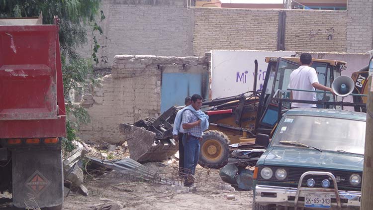 Acusan de despojo a ex edil de Ajalpan y a síndico de Tehuacán