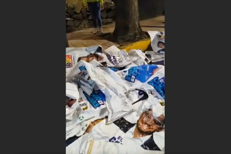 VIDEO Son detenidas 30 personas en CDMX por retirar propaganda de Santiago Taboada
