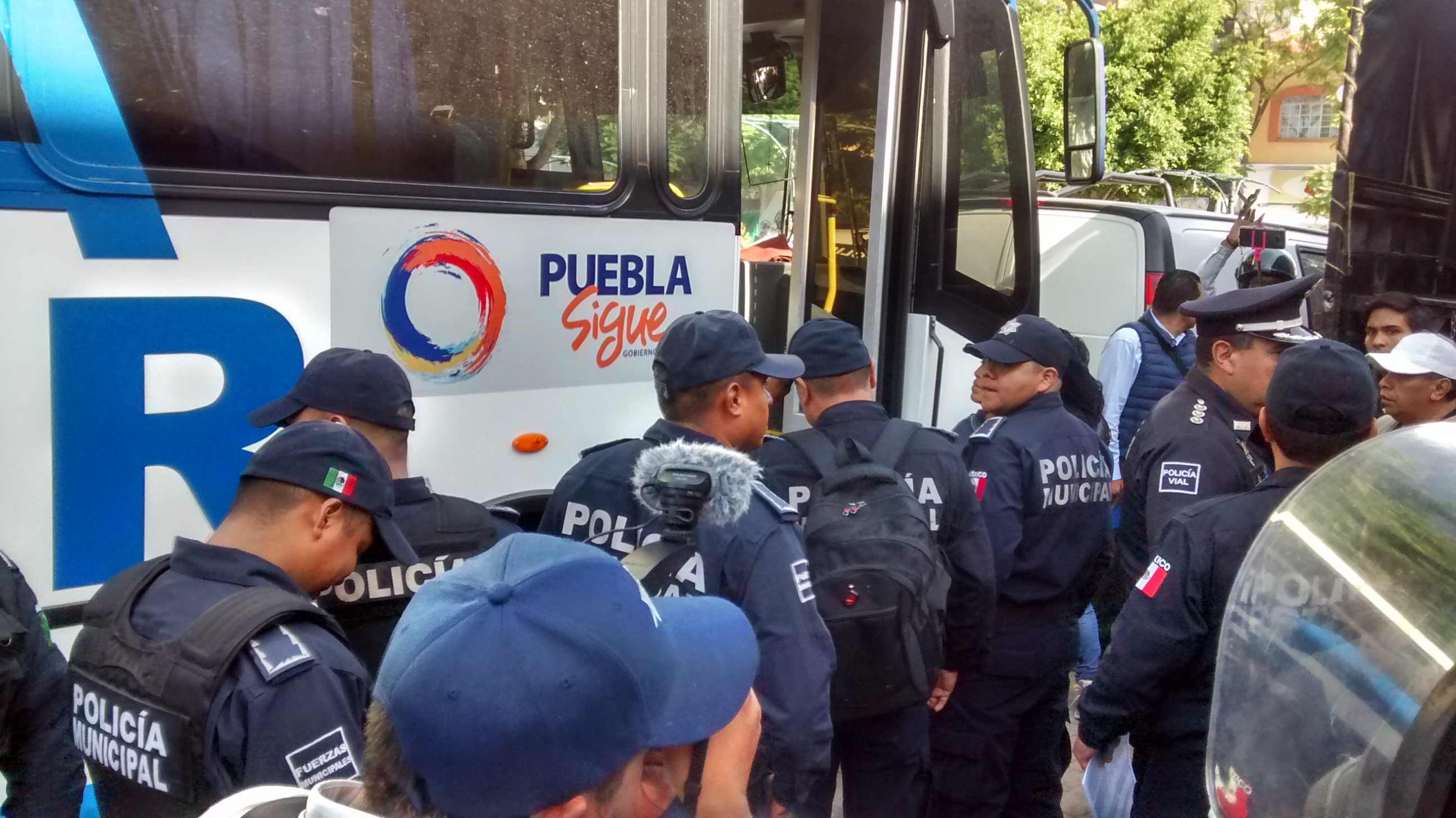 Comuna analiza pagar fianzas de ex policías detenidos