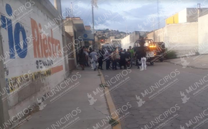 Ladrón de motos se salvan de ser linchado en Tecamachalco