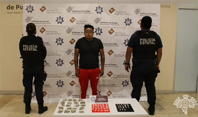 Cae integrante de la banda de El Croquis con cristal y cocaína en Puebla