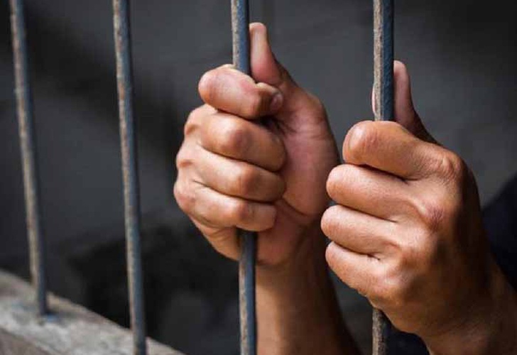 Atrapan a colaboradora de Cárdenas Palomino por tortura