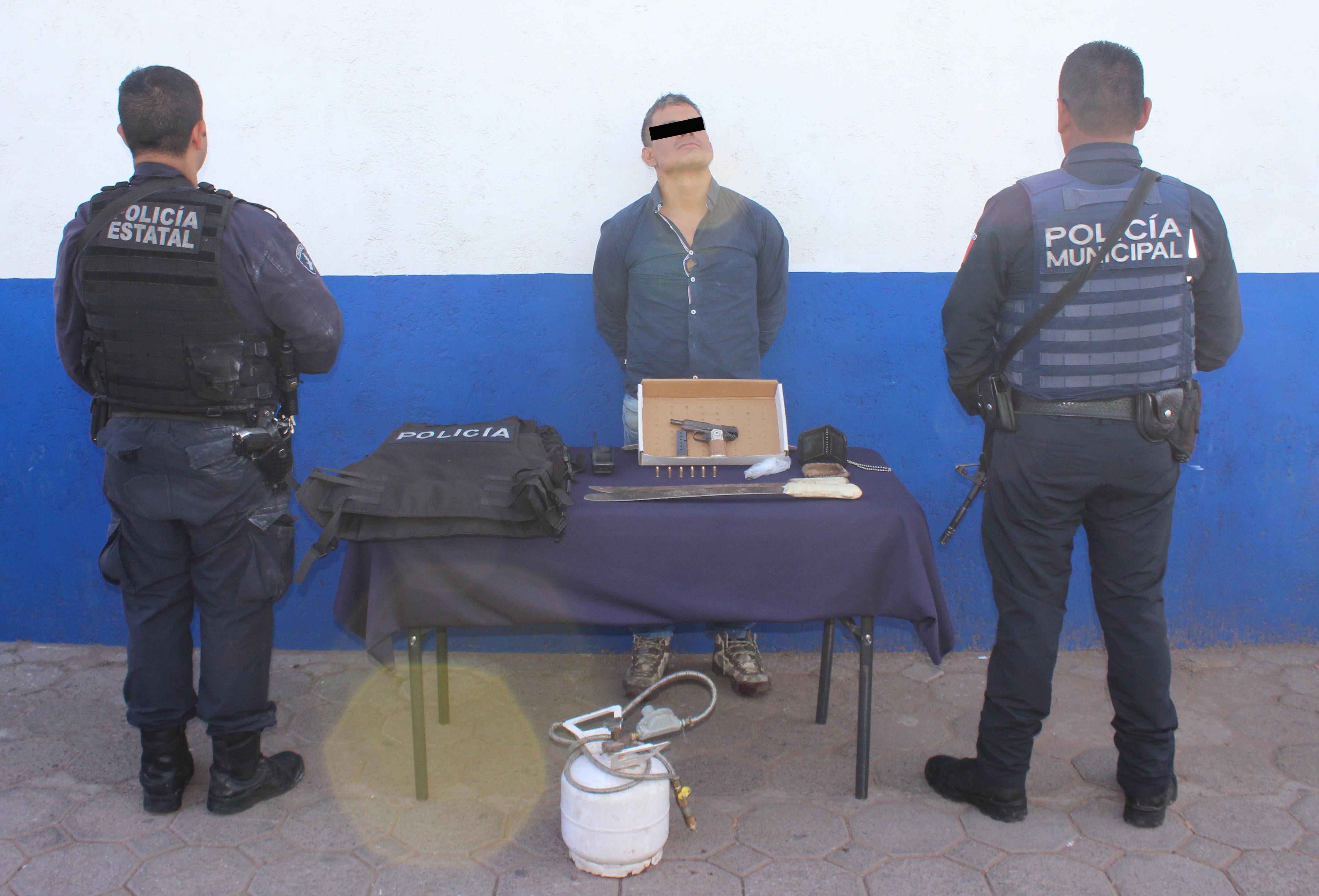 Para delinquir se hacía pasar por policía en la capital poblana